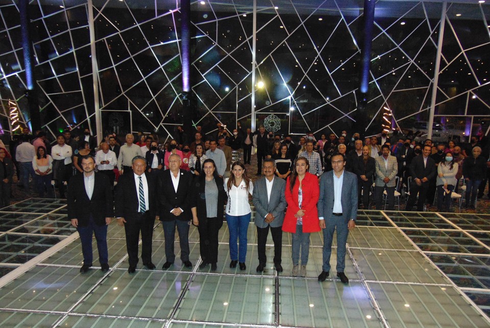 Entregan ingenieros a Viggiano propuestas Agenda Común