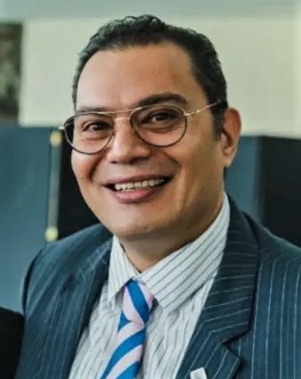 *Notarios, la rebelión