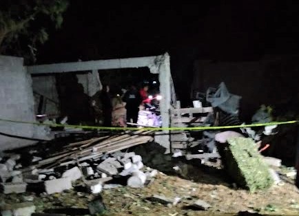 Explosión de pirotecnia,14 viviendas afectados