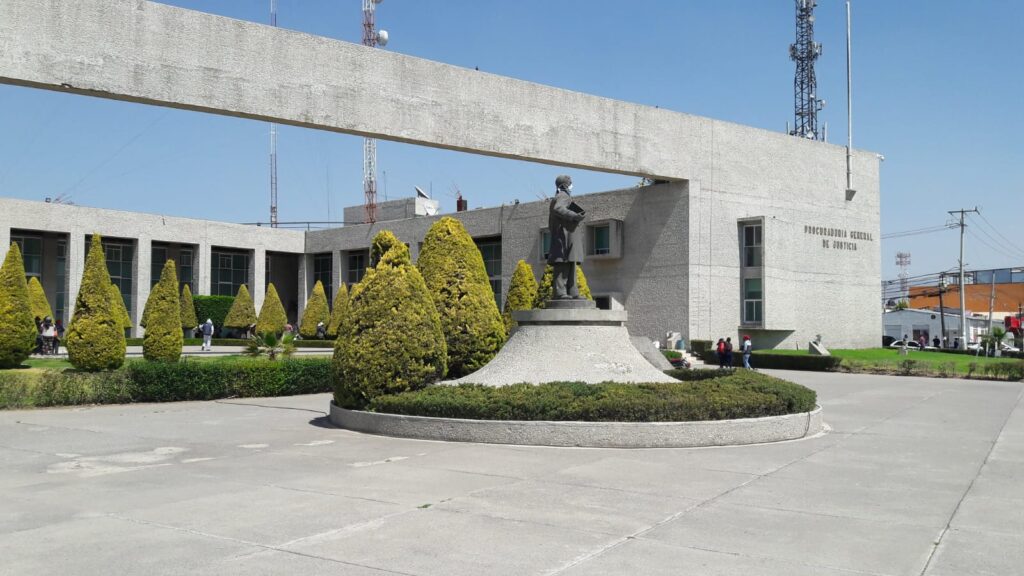 Investigan a 4 EFOS como parte de la Estafa Siniestra