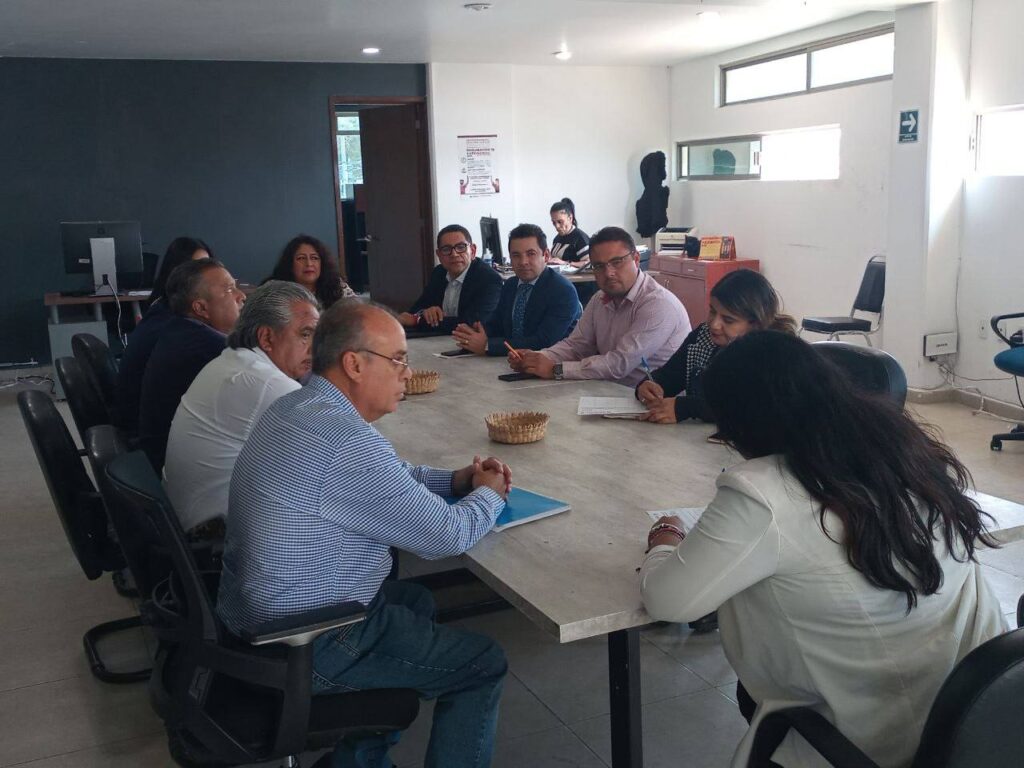 Contraloría promueve acceso a la información