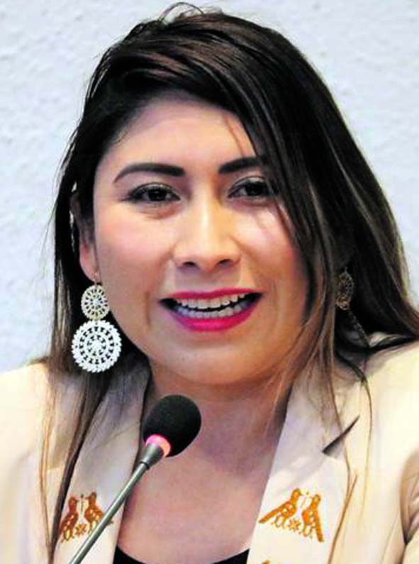 *Ixmiquilpan, ingobernable.
