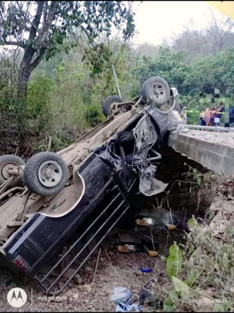 Volcadura: saldo de2 heridos y 2 muertos
