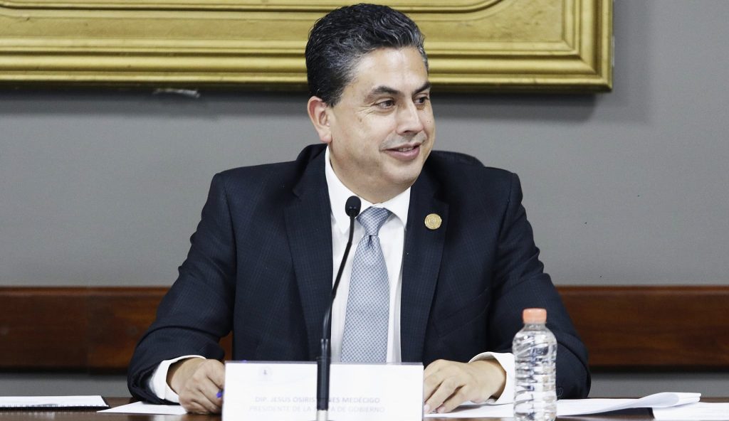 Entrega-recepción en el Congreso, en agosto