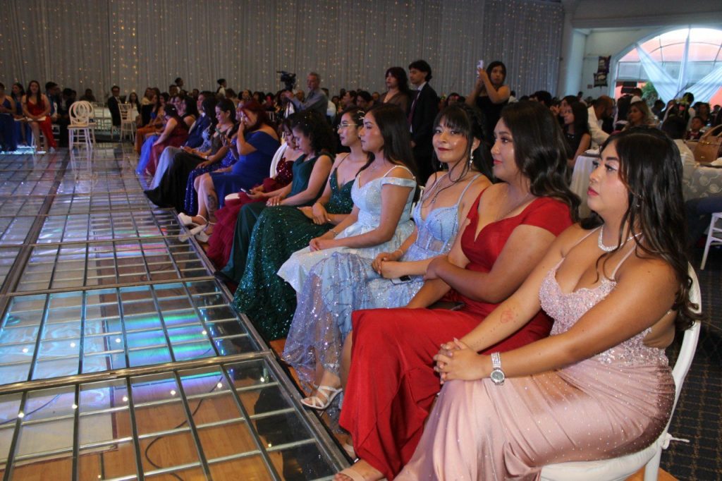 UPN Unidad 131-Hidalgo ceremonia de graduación