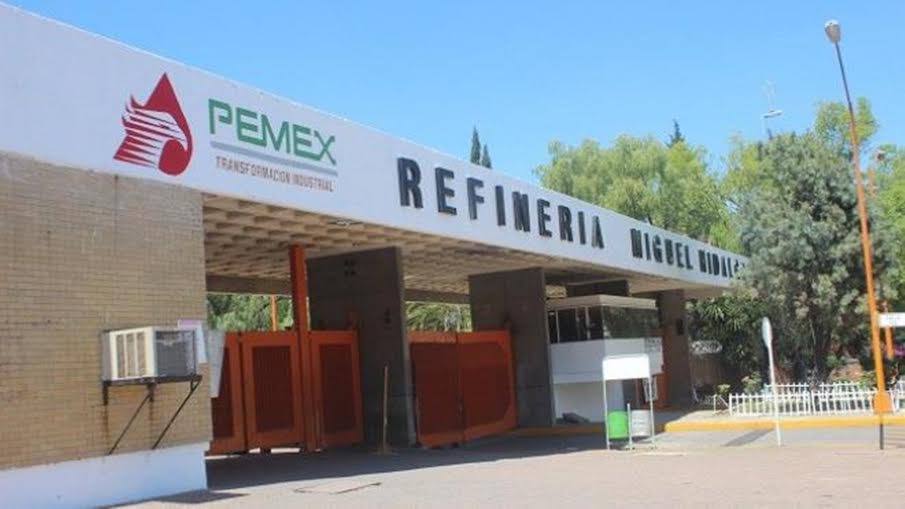 Aumento de 7.5% a petroleros;3 mil laboran en refinería Tula