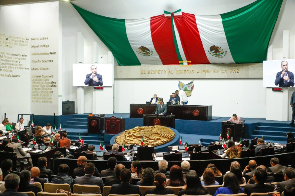 Diputados locales tendrán 50 mil pesos para informes