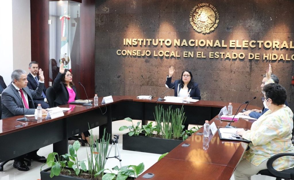 Multas a 18 independientes y jalón de orejas a otros tres