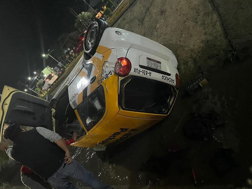 Volcadura de taxi