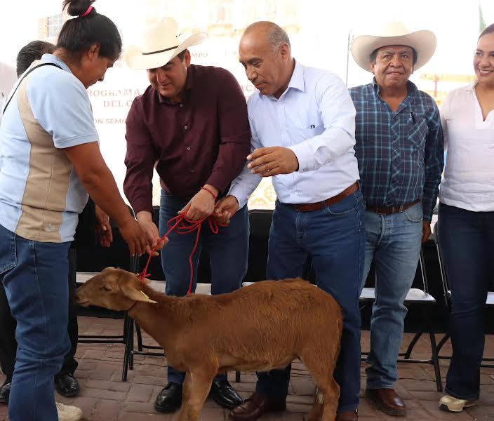 Fortalece la Saderh a los productores de Zimapán