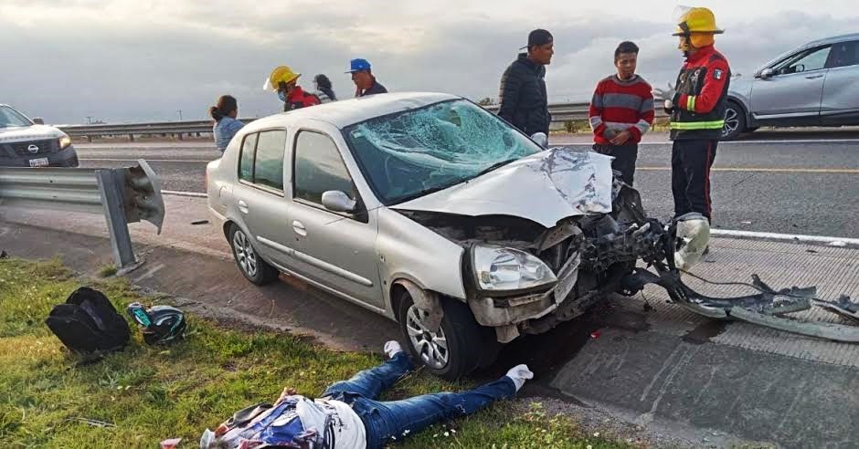 Choque deja a un motociclista muerto