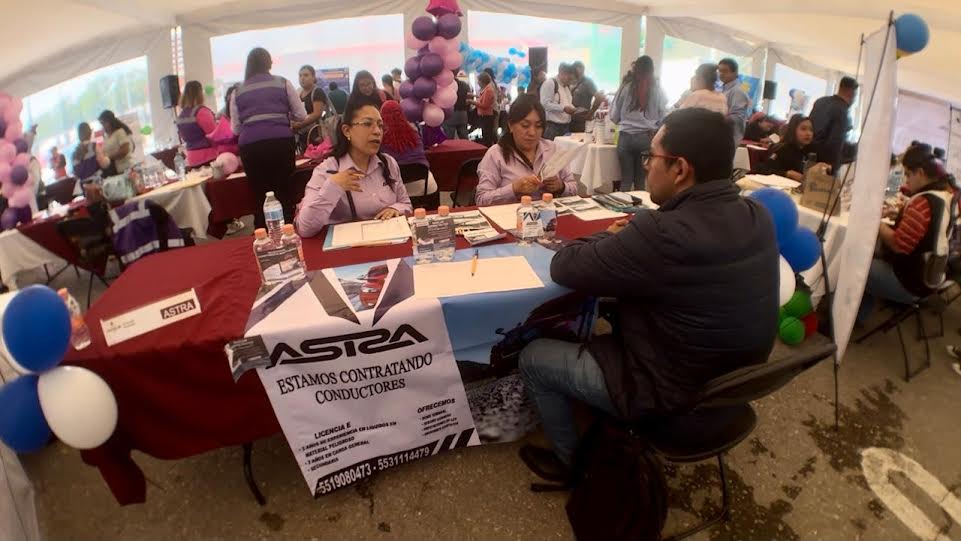 Primera feria del empleo en Tepeji