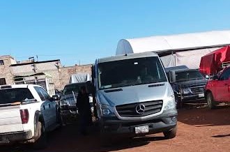 Comerciante fue asaltado y encerrado en su camioneta