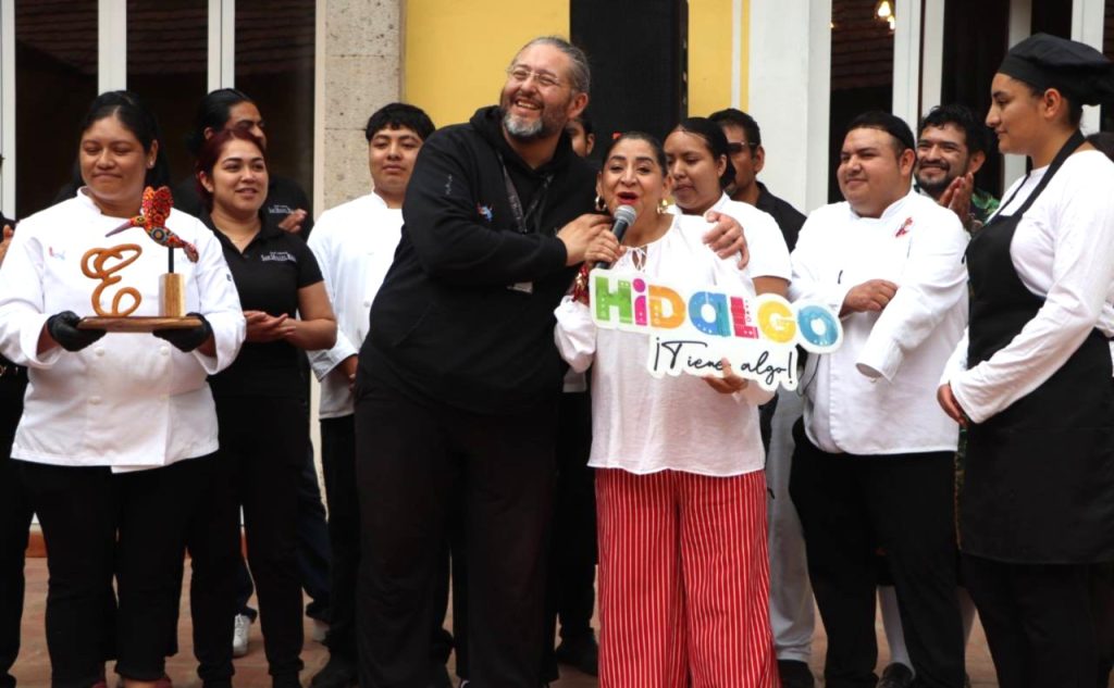 Premian por 800 funciones al pueblo San Miguel Regla