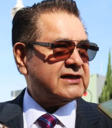 *Olivares, ¿para qué le alcanza?