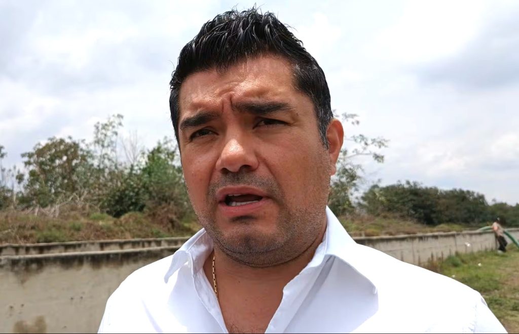 Poniente con suspensión en el suministro de agua