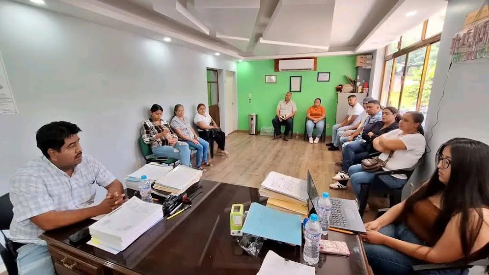 Encargan al secretario municipal despacho de Pisaflores