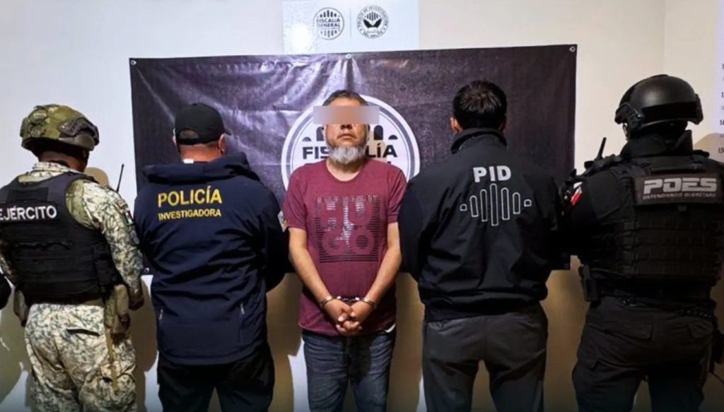 Por segunda ocasión detienen al director del DIF de Pisaflores