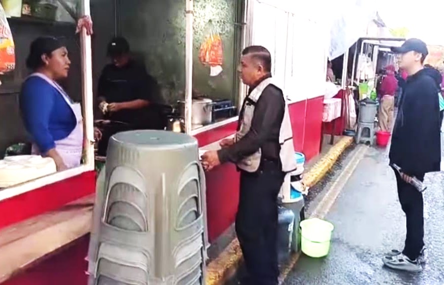 Refuerzan higiene en puestos de comida