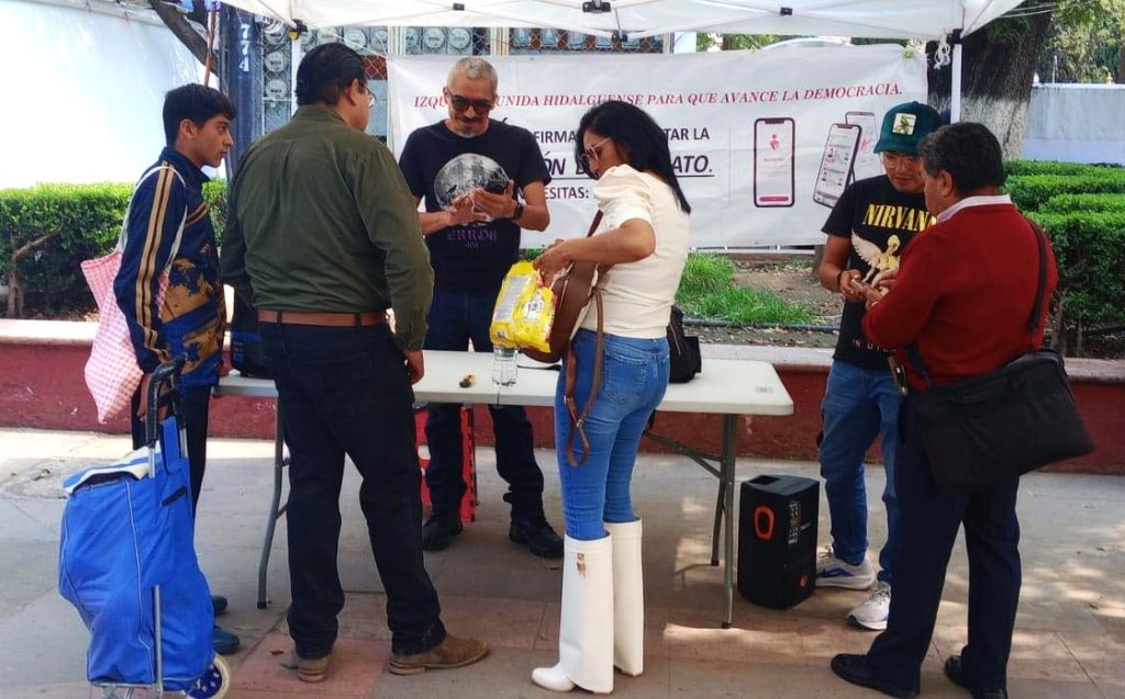 Respaldan 849 personas Revocación de Mandato
