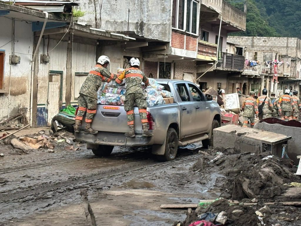 Van más de 300 personas evacuadas por emergencia