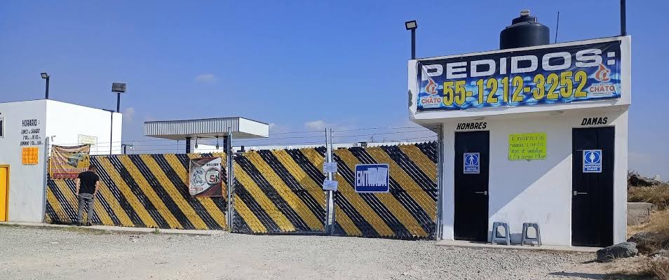 Operativo policial en la gasera Zugas