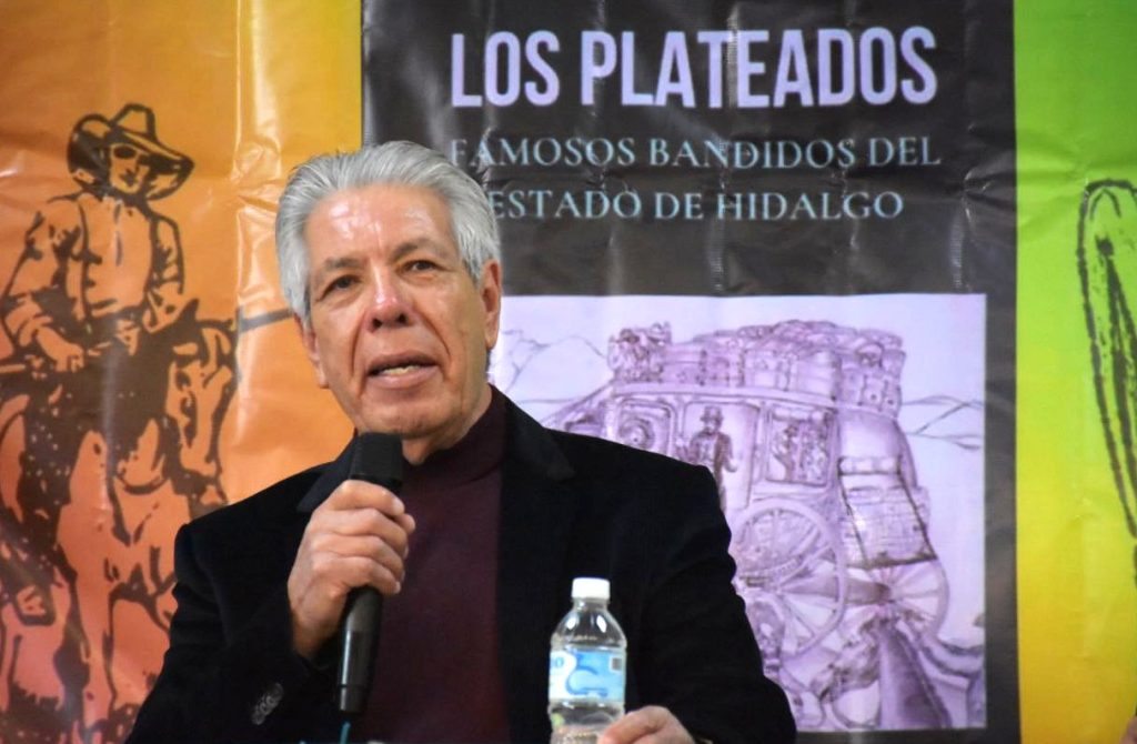 Presentan Los Plateados libro de Mario Morales