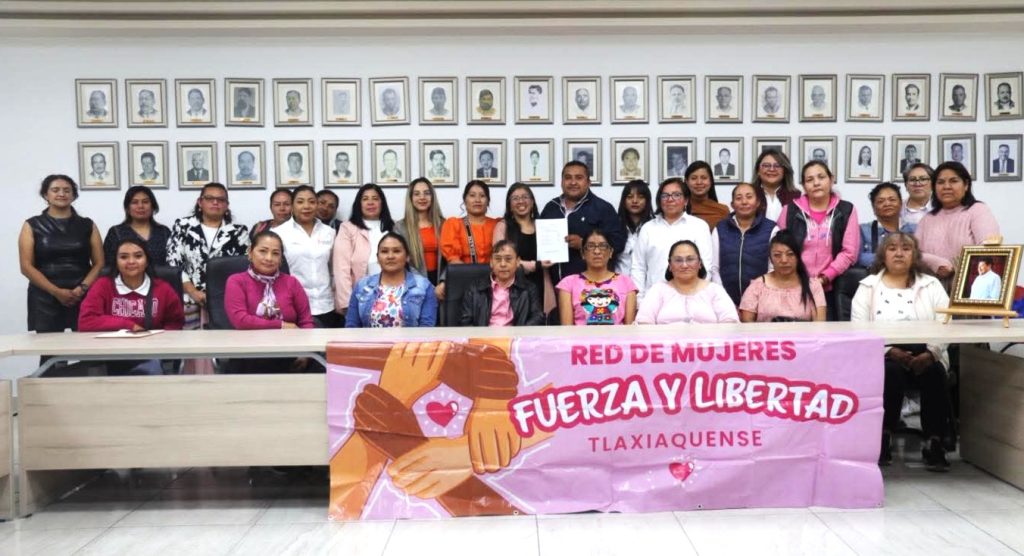 Red “Fuerza y Libertad” en San Agustín Tlaxiaca