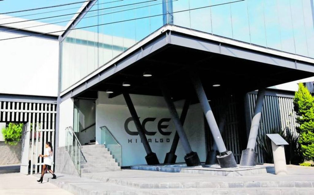 Va Jorge González Corona por presidencia del CCEH