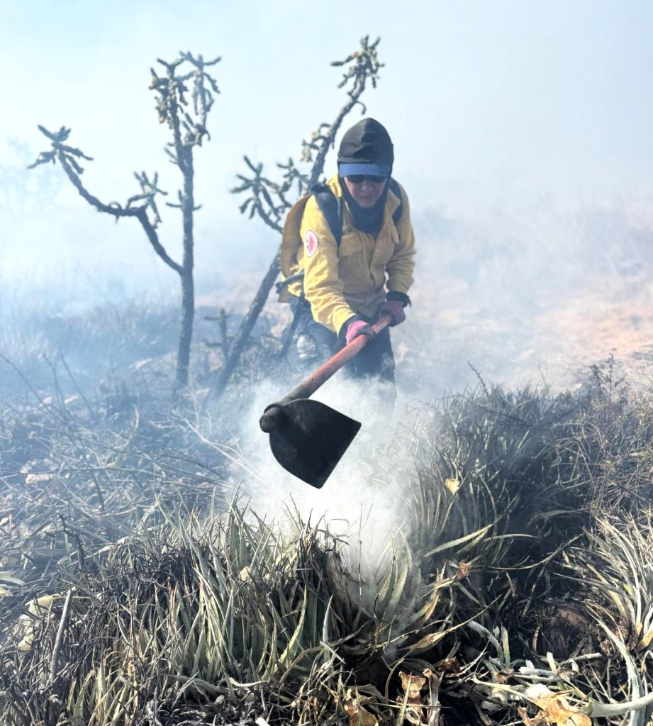 Arde el Cerro de La Cruz