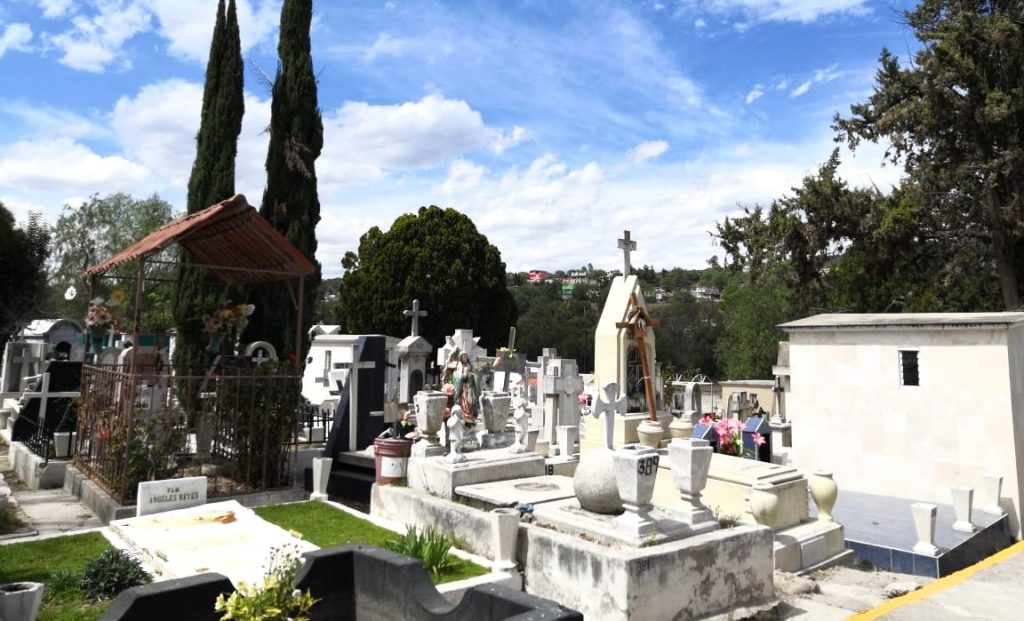 Sin luz verde al panteón de San Miguel en Tula