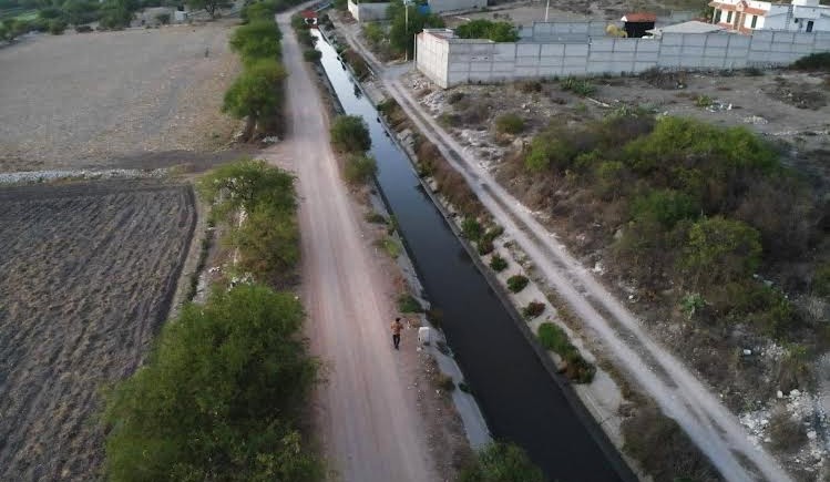 Localizan sin vida a un hombre en un canal