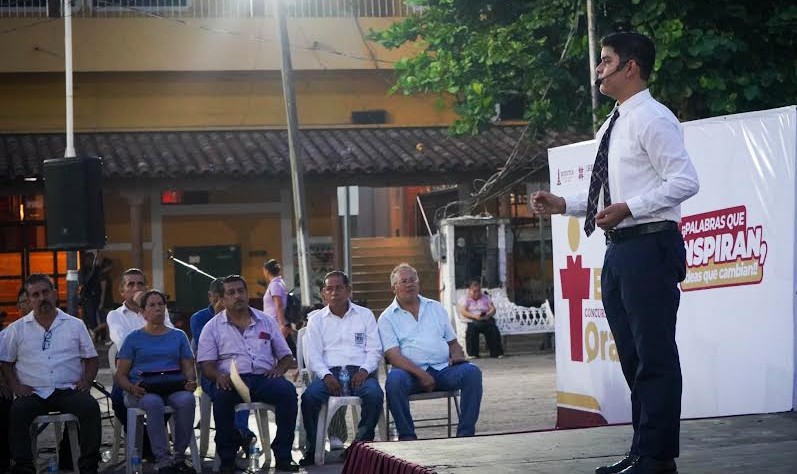Estudiantes destacan en el certamen cívico “El Tordo”