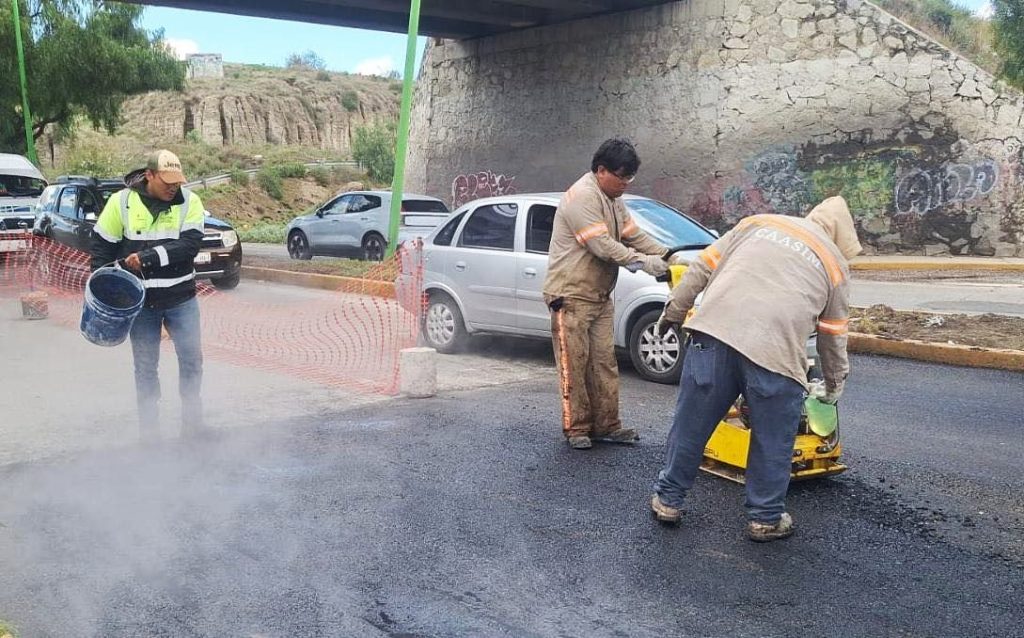 Reparan grieta en el bulevar Nuevo Hidalgo