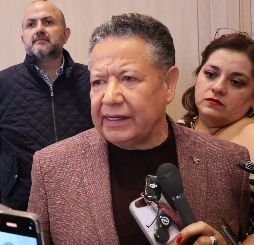 Se atiende el rezago histórico en obra pública; van 25 mil millones