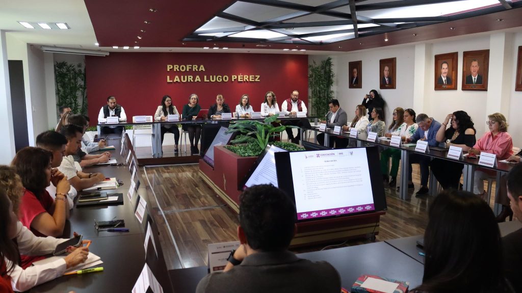 Centros LIBRE fortalecen relación con municipios