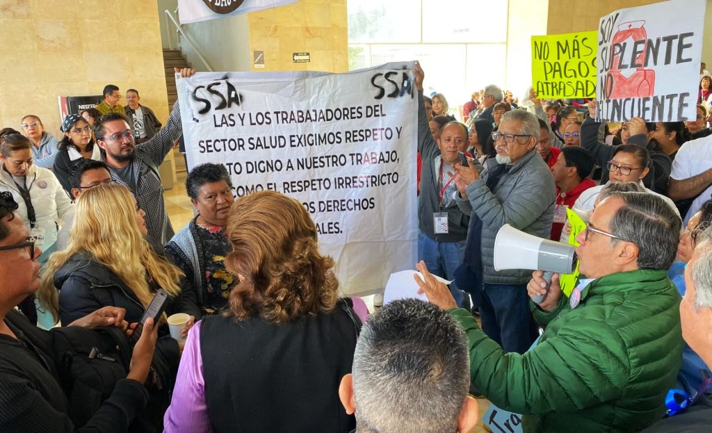 Conflicto en el ISSSTE no afecta derechohabientes