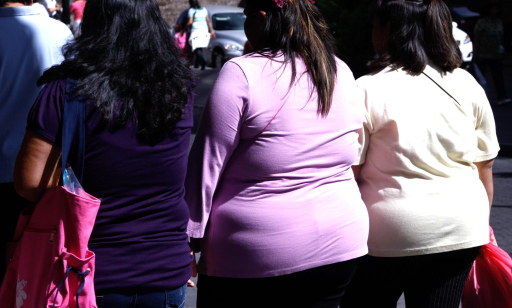 Mujeres concentran más diagnósticos de obesidad