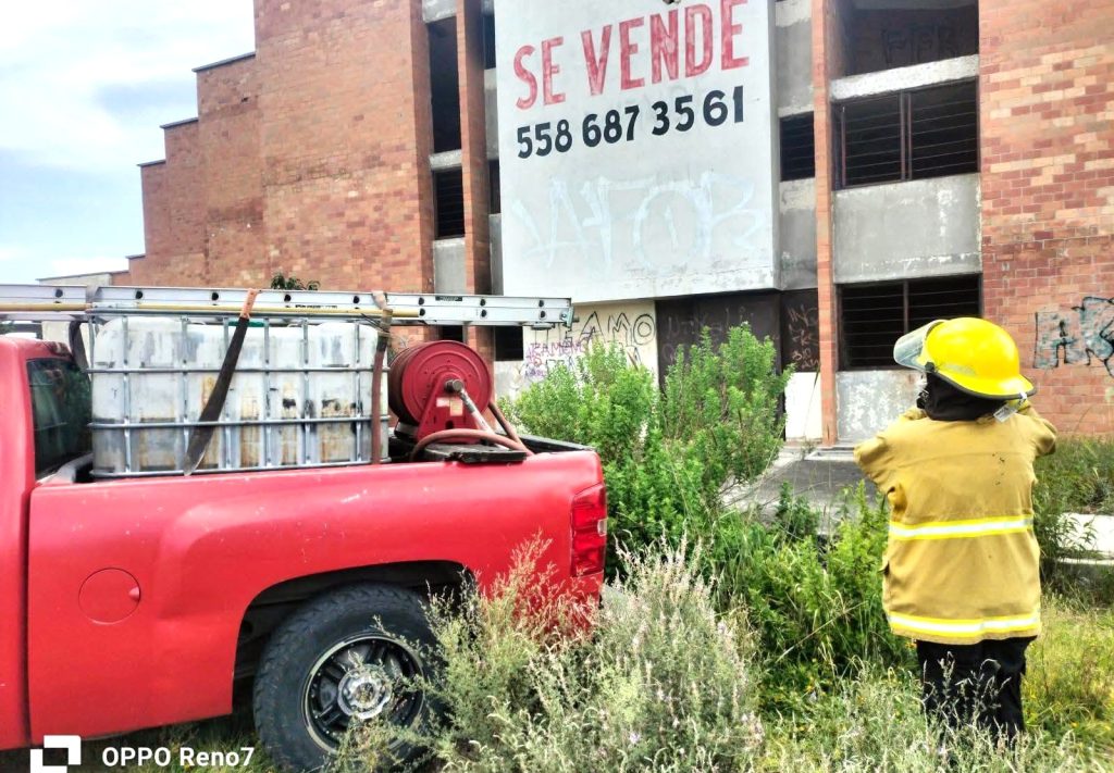 Controlan incendio en Ciudad Sahagún