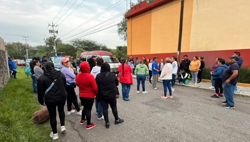 Desbloquean combis en Tepeji; tarifa máxima es de 14 pesos