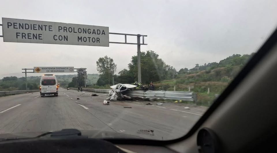 Fatal accidente en la México–Querétaro deja dos personas sin vida