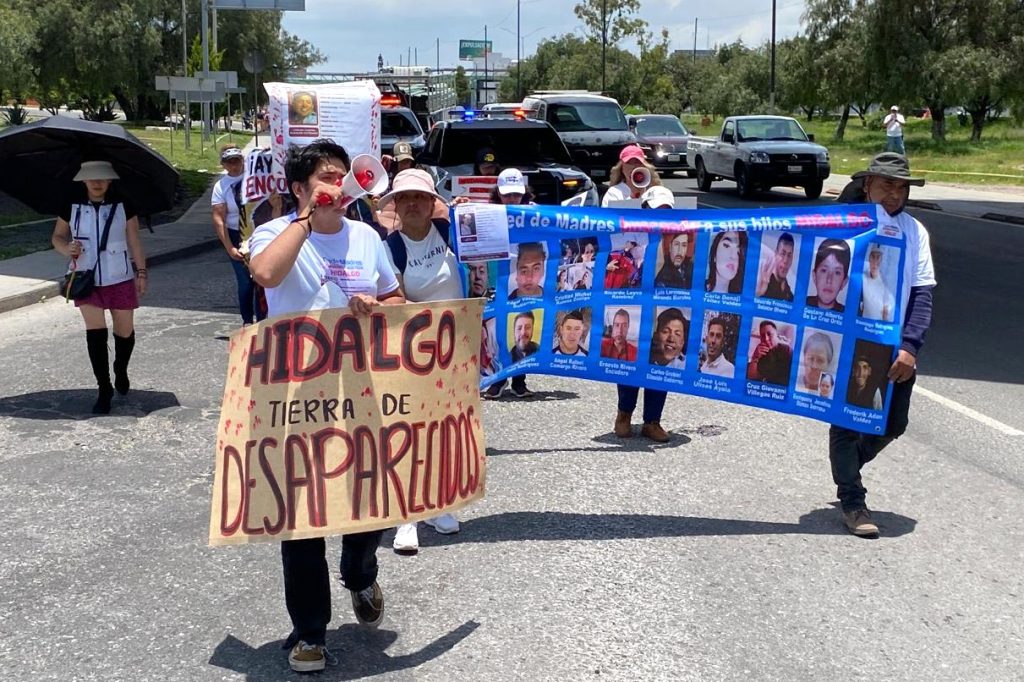 Marchan en Pachuca Madres Buscadoras