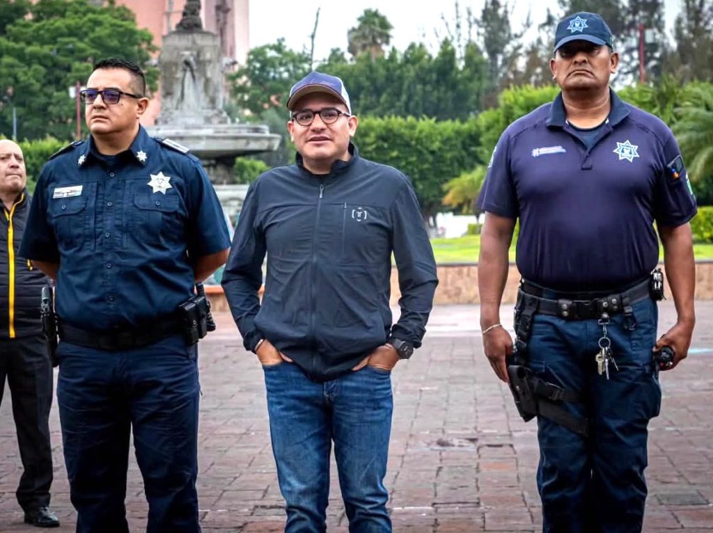 Ola delincuencial obliga al relevo policial en Ixmiquilpan