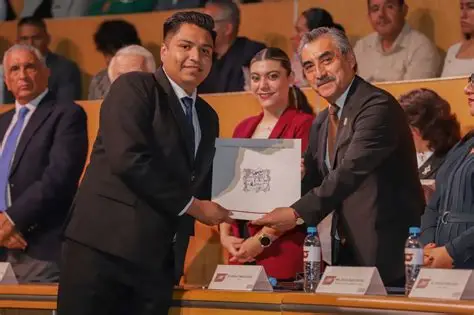 UAEH por reconocimiento de sus carreras en los EU
