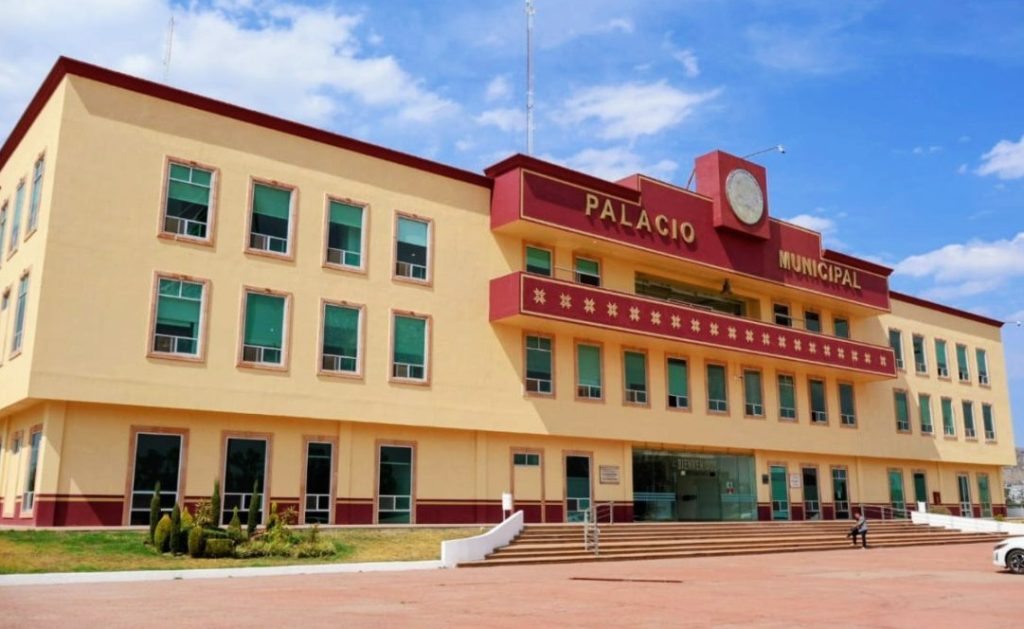 *Entretenida guerra sucia en Tulancingo
