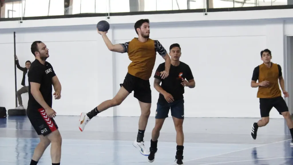 Handball en Hidalgo, frenado por la escasez de espacios