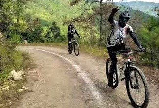Nicolás Flores prepara ruta de 68 en el Tepeyóllotl Biker 2026