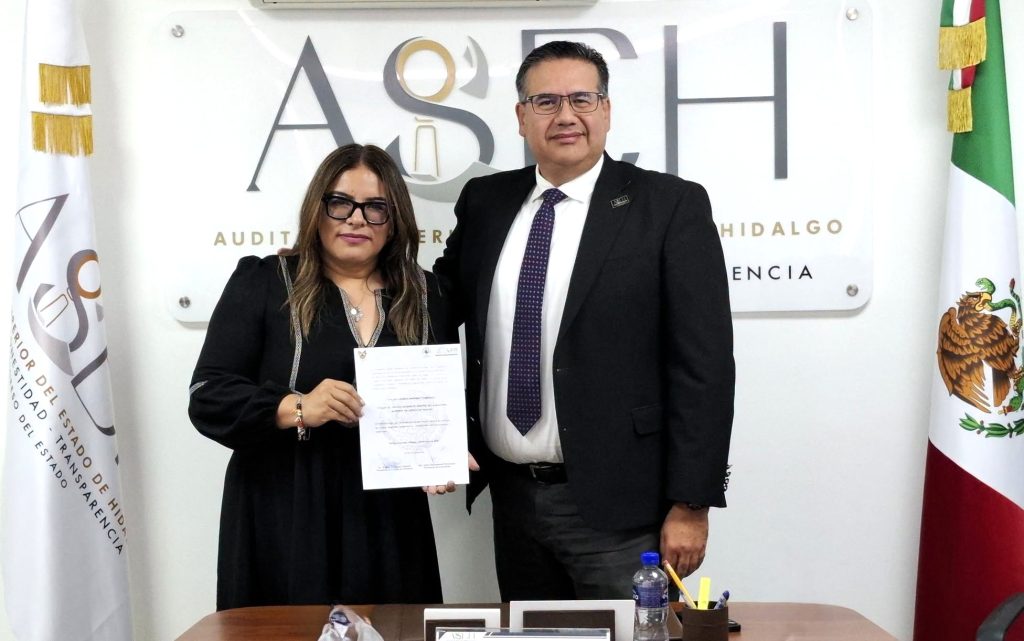 Elizabeth Monribot a la Contraloría de la ASEH