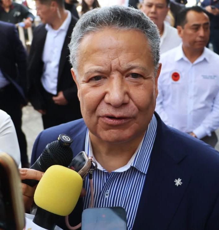 Preparan la encuesta del IV Informe de JMS