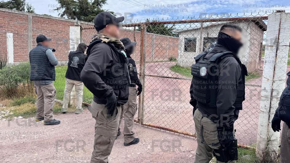 Aseguran 12 mil litros de mezclas de hidrocarburo